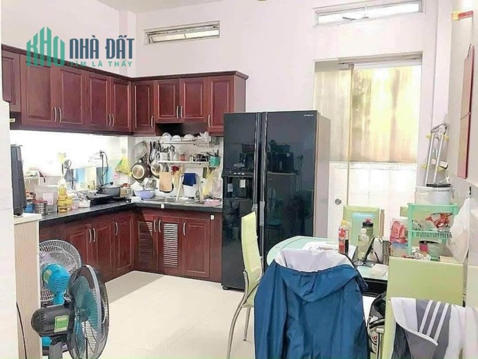 Bán Nhà Phố 4 Tầng P.Tân Quy HXH Trung Tâm Quận 7 Giá Chỉ 7,5Tỷ