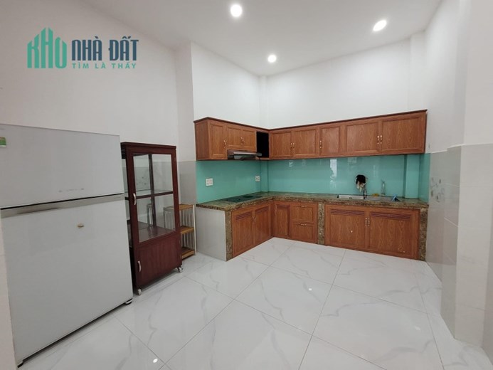 Siêu nhà phố 4 tầng, 4.2 x 14.2, hẻm 8m, Lạc Long Quân, p10 Tân Bình, giã chỉ nhỉnh 8 tỷ.