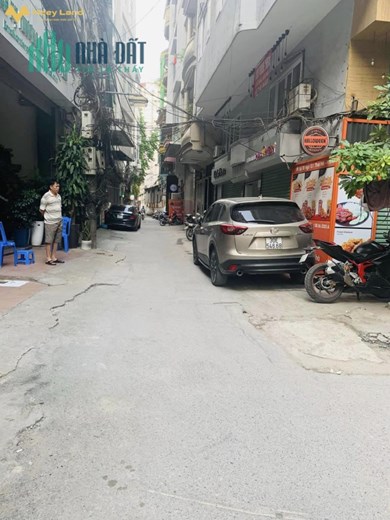 Bán nhà mặt ngõ 133 Thái Hà, Đống Đa, Hà Nội. Ngõ ô tô chạy vòng quanh. Nhà lô góc. Thang máy. Kinh