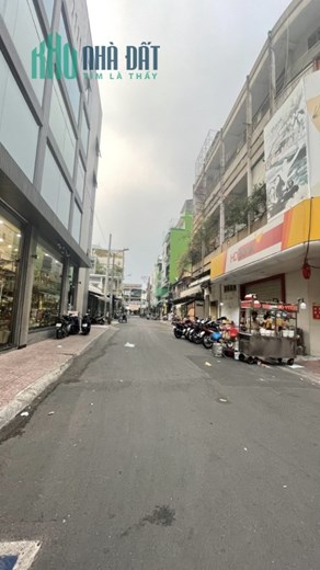 Bán nhà ngộp Bank Đào Nguyên Phổ Quận 11 3 tầng BTCT HXH 80m2 chỉ nhỉnh 7 tỷ