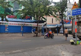 Bán Nhà sát Mặt Tiền Vĩnh Khánh - Quận 4 - 34m2 - Lô góc Thoáng, ở ngay