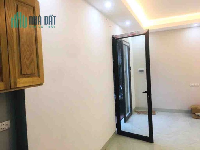 Ngộp Bank 3 Tỷ Bán Nhà Đình Phong Phú, 110m2, Ngang 5m, Hẻm Xe Hơi, 4.x Tỷ, Tăng Nhà 2 Tầng Ở Ngay