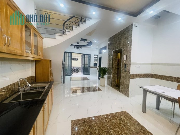 KHU SANG CHẢNH BIỆT THỰ XUNG QUANH,2 SIÊU XE ĐỂ TRONG NHÀ, THANG MÁY MỚI, 5 TẦNG, 60M2, THÍCH QUẢNG