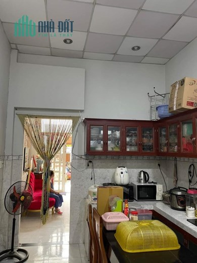Mặt Tiền Nhà Cấp4 Ngang 5x20m DT200m2 Huỳnh Tấn Phát còn 16 tỷ