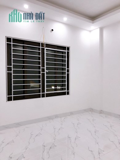 Bán nhà 3 tầng mới xây Vĩnh Ninh, Vĩnh Quỳnh, Thanh Trì ngay trung tâm huyện.