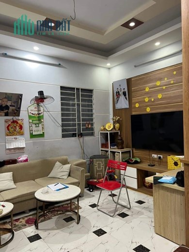 NHÀ DỊCH VỌNG - DÂN XÂY BỀN ĐẸP. MỘT NHÀ RA PHỐ - 48M2, 5.9 TỶ