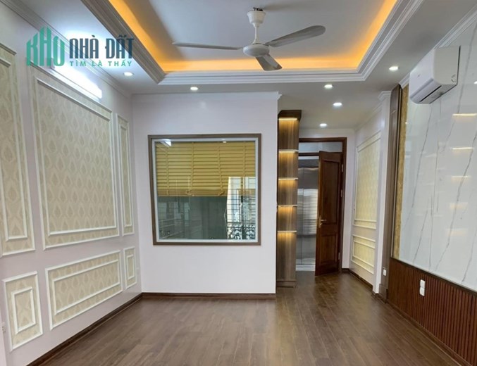 Nhà Mặt Phố Yên Lạc, 50m2, 7T, 15.3 Tỷ, Ô Tô Tránh, Thang Máy, 0977097287