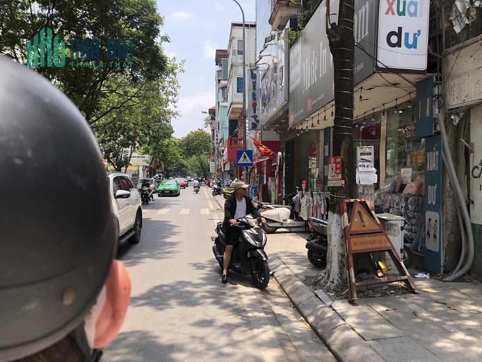 BÁN ĐẤT VĂN CAO, BA ĐÌNH, Ô TÔ VÀO NHÀ, 30M RA PHỐ, 120M2 MT5M, GIÁ 14 TỶ