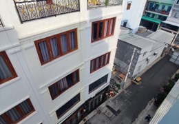 BÁN NHÀ TÂN BÌNH HXH OTO VÀO NHÀ 60M2 5 TẦNG 5 PHÒNG NGỦ 2 MẶT HẺM LẠC LONG QUÂN 8.5 TỶ.