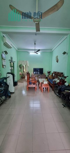Bán Nhà Hóc Môn, Mặt Tiền Tô Ký, 94M2 5 x 21, Nở Hậu Tài Lộc, 3 Tầng, Chỉ 9 Tỷ 5.