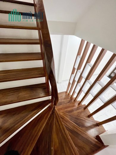 Bán Gấp nhà Trần Bình 51m2x 5t , ô tô, Kd sầm uất, ở sướng nhỉnh 6 tỷ.