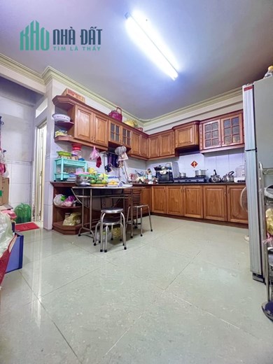 Khu Biệt Thự Tân Phú, Hiếm Nhà Bán, Nhà 5 Tầng, 62m2, Cần Bán Gấp.