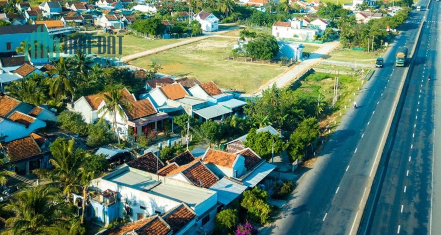 Bán nhanh lô biệt thự 300m2 full thổ ngay QL1A khu kinh tế Bắc Vân Phong, giá chỉ 2 tỷ 7