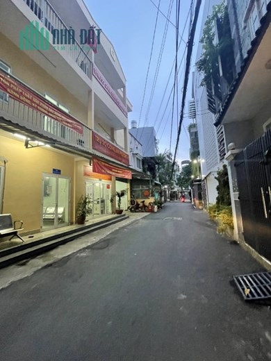 CHỈ 1 CĂN SIÊU NGON – HOÀNG HOA THÁM Q.BÌNH THẠNH – XE HƠI ĐỖ CỬA – SỔ VUÔNG 4 TẤM CHỈ 7.6 TỶ