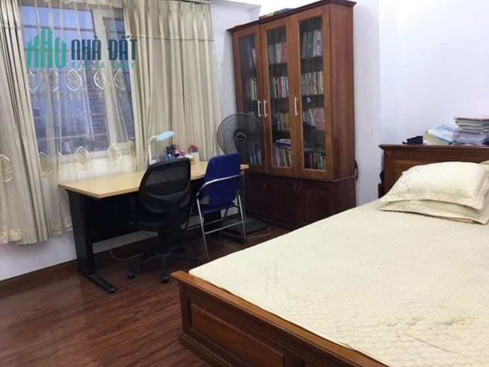 Chung cư Trung tâm Đống Đa DT 115m 3 Ngủ 2 WC Giá 4.5 tỷ full nội thất