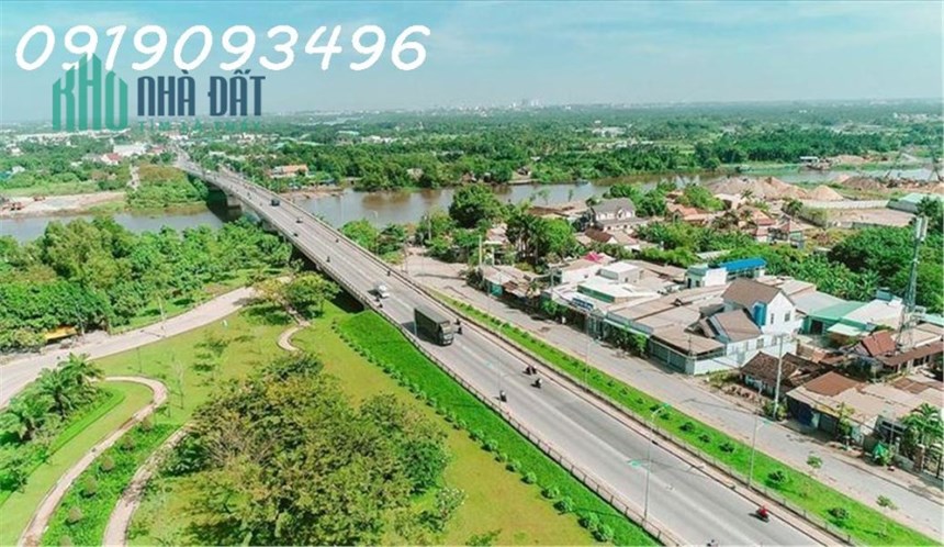 KẸT TIỀN CẦN BÁN LÔ ĐẤT NGANG MT 32M