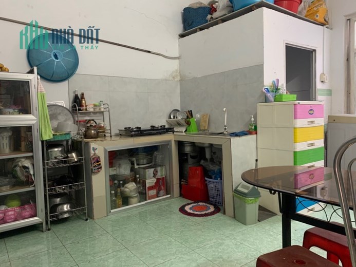 Bán nhà trệt hẻm 138 đường Phạm Ngũ Lão . Sổ hồng . DT 78m2 . Giá 2,7 tỷ