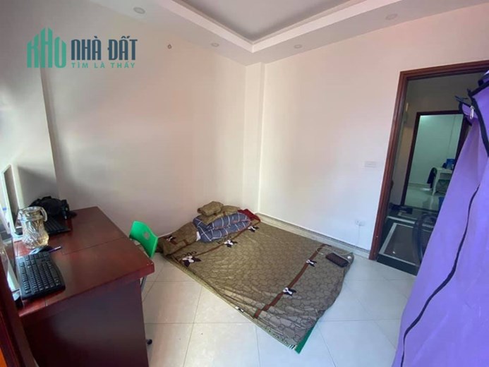 Bán nhà Vân Hồ 83m x 4 tầng, ngõ rộng 2.5m, vài bước ra CV Thống Nhất, giá nhỉnh 7 tỷ.