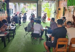 Sang Nhượng Gấp Quán Cafe - Không có thời Gian Quản Lý - Thương Lượng
