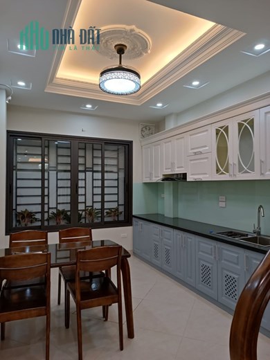 Bán nhà đẹp Quan Nhân Thanh Xuân ngõ thoáng 40m x 5 tầng 4.1 tỷ