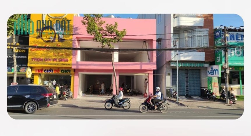 BÁN NHÀ MẶT TIỀN ĐƯỜNG 3/2, ngang bưu điện Xuân Khánh . Hiện đang cho thuê 45tr/ tháng