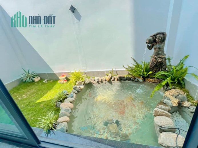 Bán nhà lầu  tân cổ điển, đường DX 26, Cách chợ Phú Mỹ 350 mét