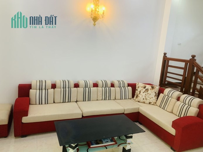 NHÀ 4 TẦNG- LÀN 2 HOÀNG HOA THÁM- SÁT CÔNG VIÊN, KHÔNG KHÍ TRONG LÀNH- KHÔNG GIAN THOÁNG ĐÃNG- MT