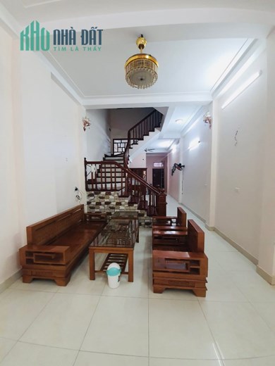 4 TẦNG ĐẸP LUNG LINH- THIẾT KẾ HIỆN ĐẠI- LÀN 2 NGUYỄN QUYỀN- GIÁ SIÊU RẺ CHỈ 5 TỶ x!