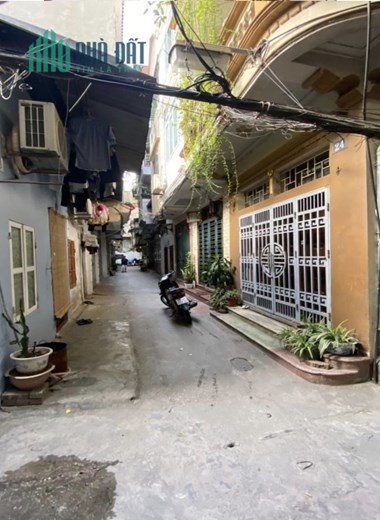 Cần bán nhà 2,7 tỷ Ngọc Hà - Ba Đình, 40m2x3T, MT 3,5m, sđcc