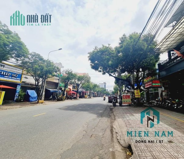 Cho thuê thửa đất hơn 400m2 ngay TRUNG TÂM BIÊN HÒA ĐƯỜNG XE TẢI NÉ NHAU giá chỉ 75 triệu/tháng