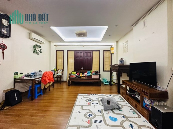 BÁN NHÀ PHỐ  ĐỘI NHÂN –PHÂN LÔ -OTO TRÁNH- KINH DOANH-95M MT 6.8 X 4 TẦNG 12.8TỶ