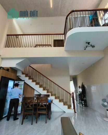 Bán nhà đẹp giá ngộp ngay cổng sau Đại Nam dân cư sầm uất giá từ 3,2 tỷ hạ còn 2,65 tỷ