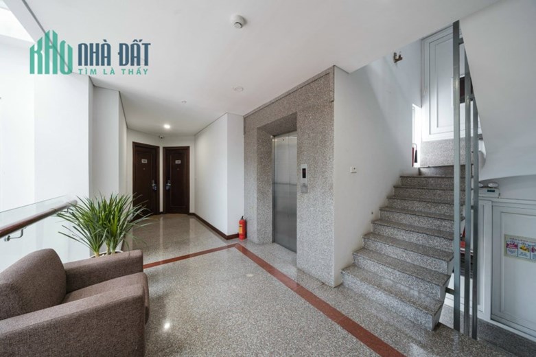 B.Á.N toà nhà Apartment mặt phố, lô góc Quan Hoa , đầu tư sinh lợi cao,  300m2 x11Tầng, 60 tỷ