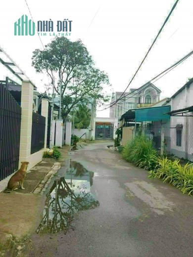 Bán nhà đẹp giá ngộp ngay cổng sau Đại Nam dân cư sầm uất giá từ 3,2 tỷ hạ còn 2,65 tỷ