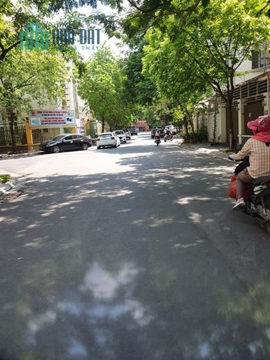 BÁN NHÀ MỖ LAO, PHÂN LÔ Ô TÔ KINH DOANH, 2 THOÁNG 40M2, 7.36 TỶ