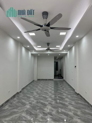 GARA Ô TÔ, THANG MÁY, BỂ BƠI, KINH DOANH VP, SPA... ĐẶNG TIẾN ĐÔNG, ĐỐNG ĐA, NHỈNH 13 TỶ
