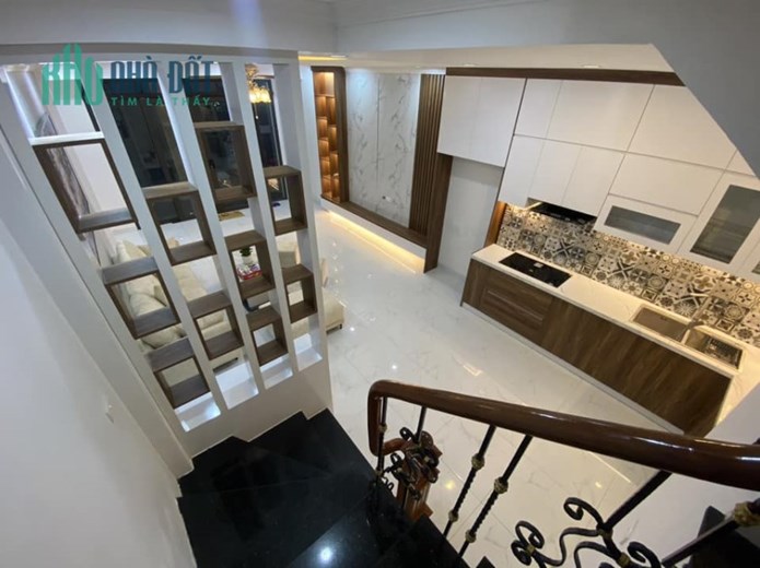 Bán gấp ! Tứ Hiệp - Thanh Trì 40m2, nhà đẹp, ngõ rộng, oto đỗ cổng 3,1 tỷ
