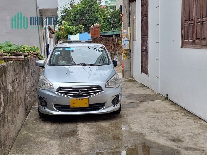 BÁN gấp đất đẹp Lai Xá, nở hậu, morning qua, ngõ thông, giá 2.4 tỷ
