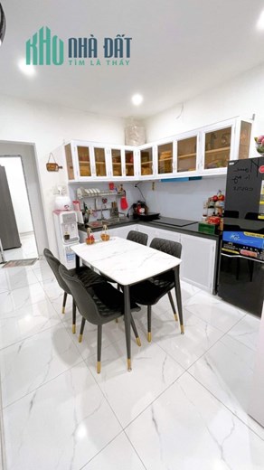 - NHÀ MỚI ĐẸP BÌNH THẠNH - 47M2 - SỔ NỞ HẬU 5.7M - HẺM 5M - CÁCH MT 15M - GIÁ CHỈ 5.6 TỶ.
