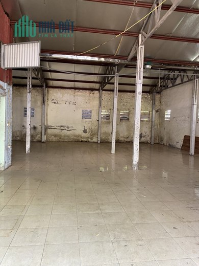 Cho thuê kho xưởng dt 200m2 tại Bắc Cầu, Ngọc Thụy, Long Biên.