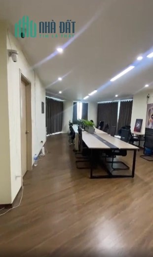 Chính chủ cần bán hoặc cho thuê căn hộ 145 m2 tại toà tháp doanh nhân số 1 Thanh Bình Văn Mỗ Hà
