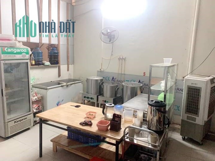 Sang nhượng mb mặt đường cổ nhuế ! Ko chung chủ. Giá thuê 11,5tr giá nhượng 1xx