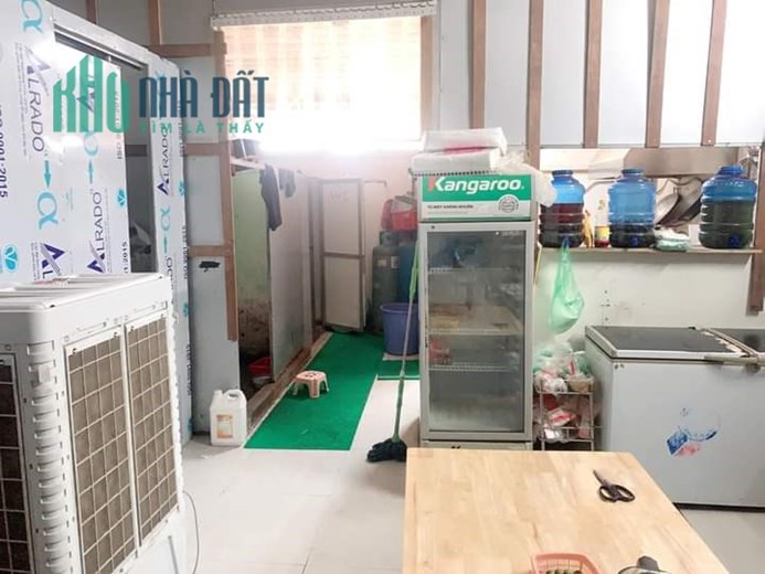 Sang nhượng mb mặt đường cổ nhuế ! Ko chung chủ. Giá thuê 11,5tr giá nhượng 1xx