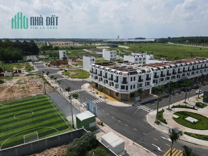 BÁN NHÀ NGAY CỔNG VISIP 2A