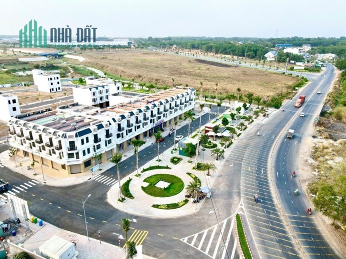 BÁN NHÀ NGAY CỔNG VISIP 2A