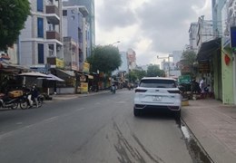 Bán nhà mặt tiền Lữ Gia -  Ngay Nguyễn Thị Nhỏ, 8x9.5m, 3T - 3PN, Cho thuê 50tr, 17.5 tỷ