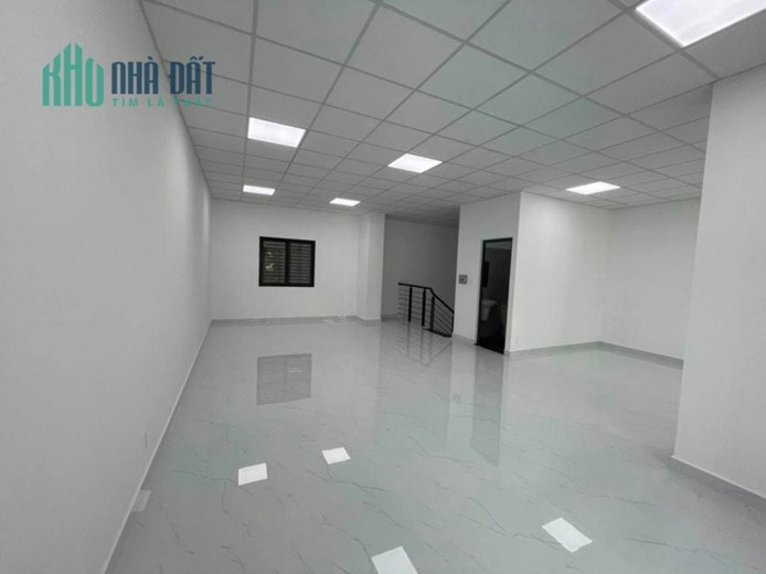 Bán nhà mặt tiền Lữ Gia -  Ngay Nguyễn Thị Nhỏ, 8x9.5m, 3T - 3PN, Cho thuê 50tr, 17.5 tỷ
