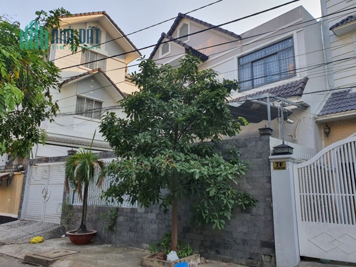 BÁN BIỆT THỰ KDC TÂN THUẬN NGÃ TƯ NGUYỄN THỊ THẬP QUẬN 7. Chỉ 17 TỶ
