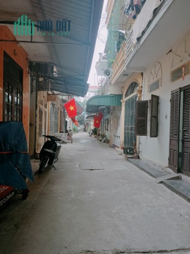 Cần bán nhà 3 tầng tại phường Đồng Tiến, Tp. Hòa Bình.