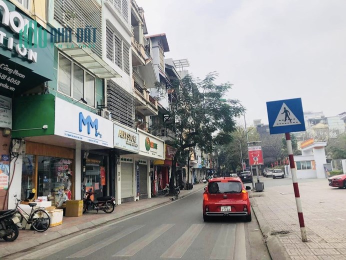 Bán nhà một mặt phố, một mặt ngõ Oto phố Nguyễn Công Hoan, Trung tâm quận Ba Đình, Hà Nội. Vỉa hè